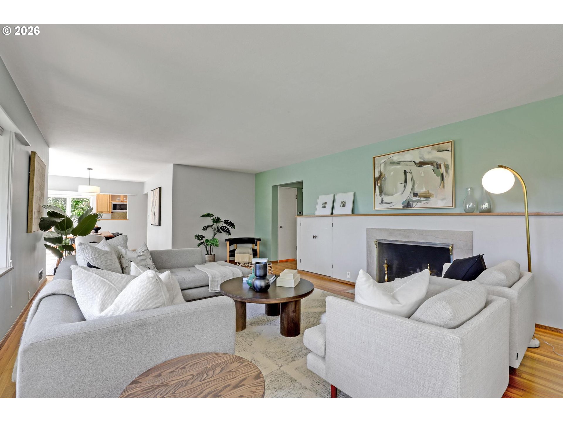 434 NW HERMOSA BLVD