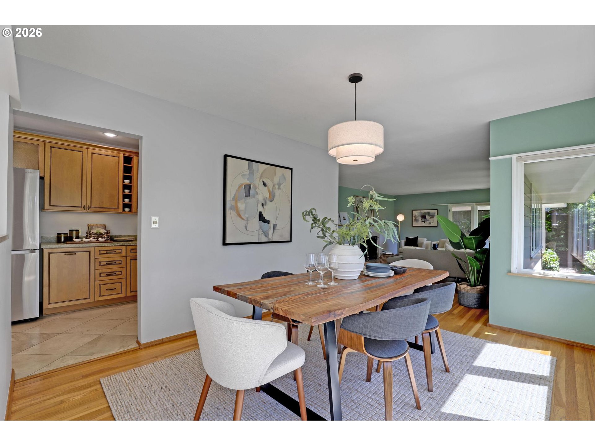 434 NW HERMOSA BLVD