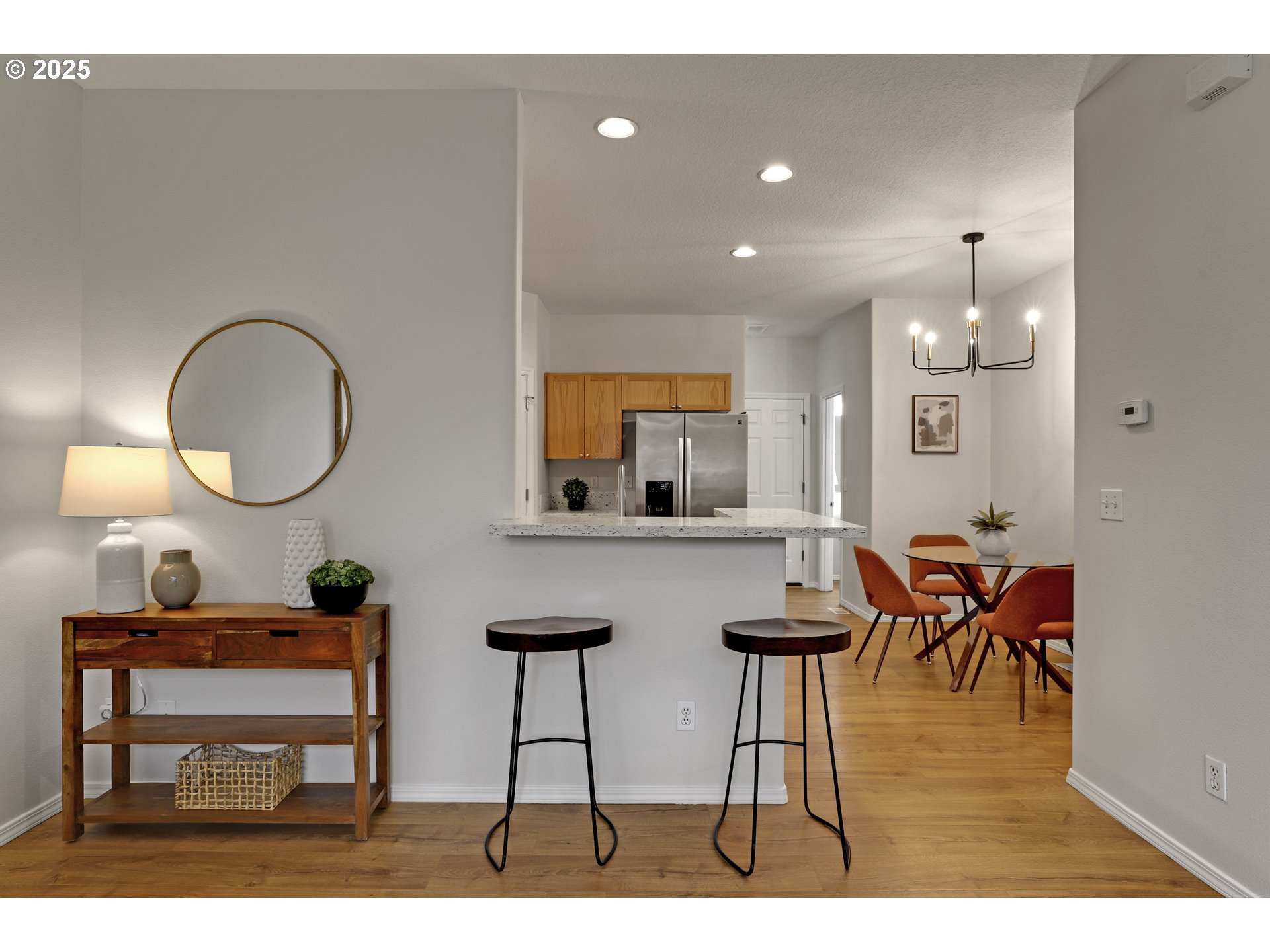 2453 NW ROGUE VALLEY TER