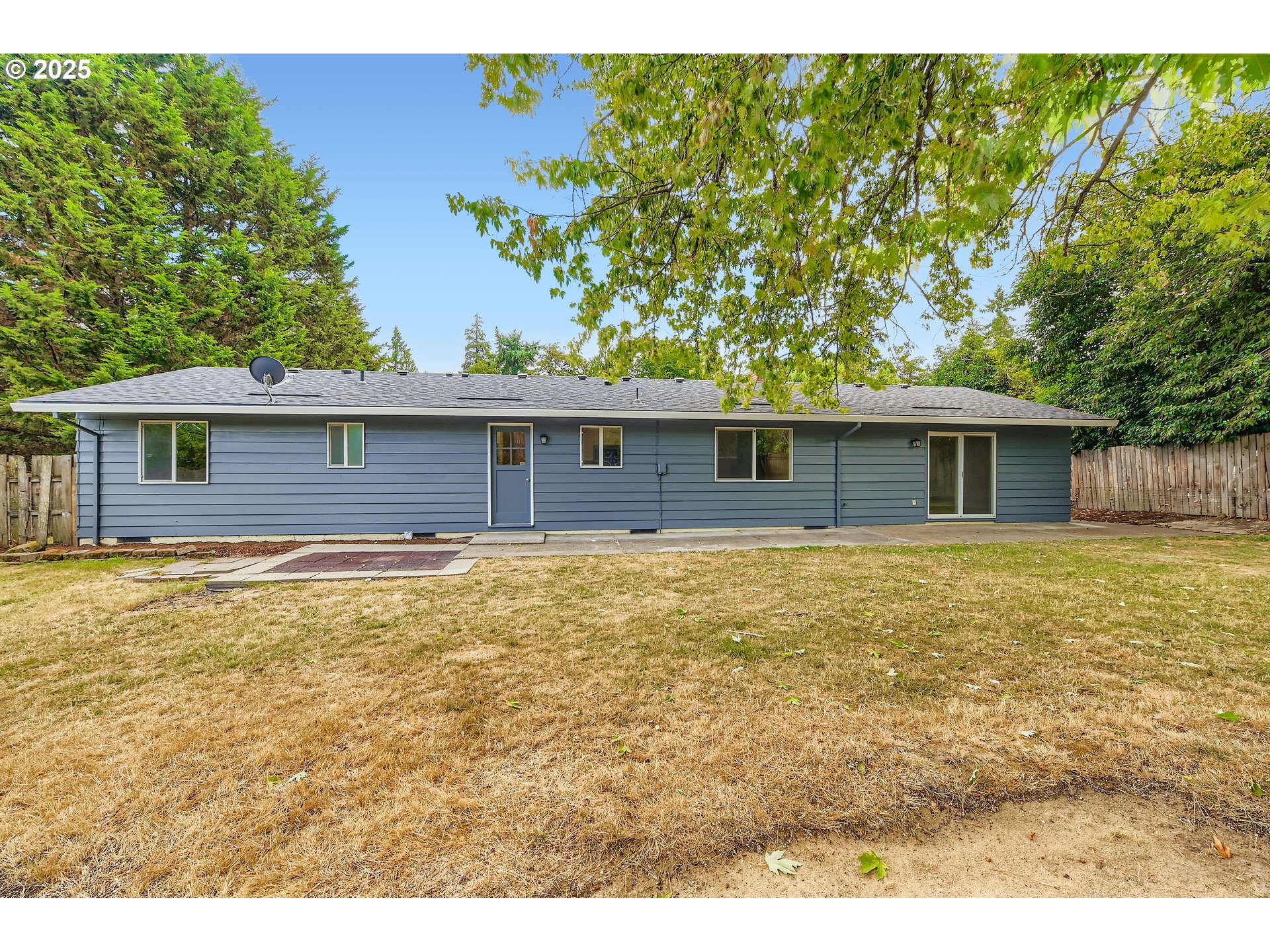 8755 SW PINEBROOK ST