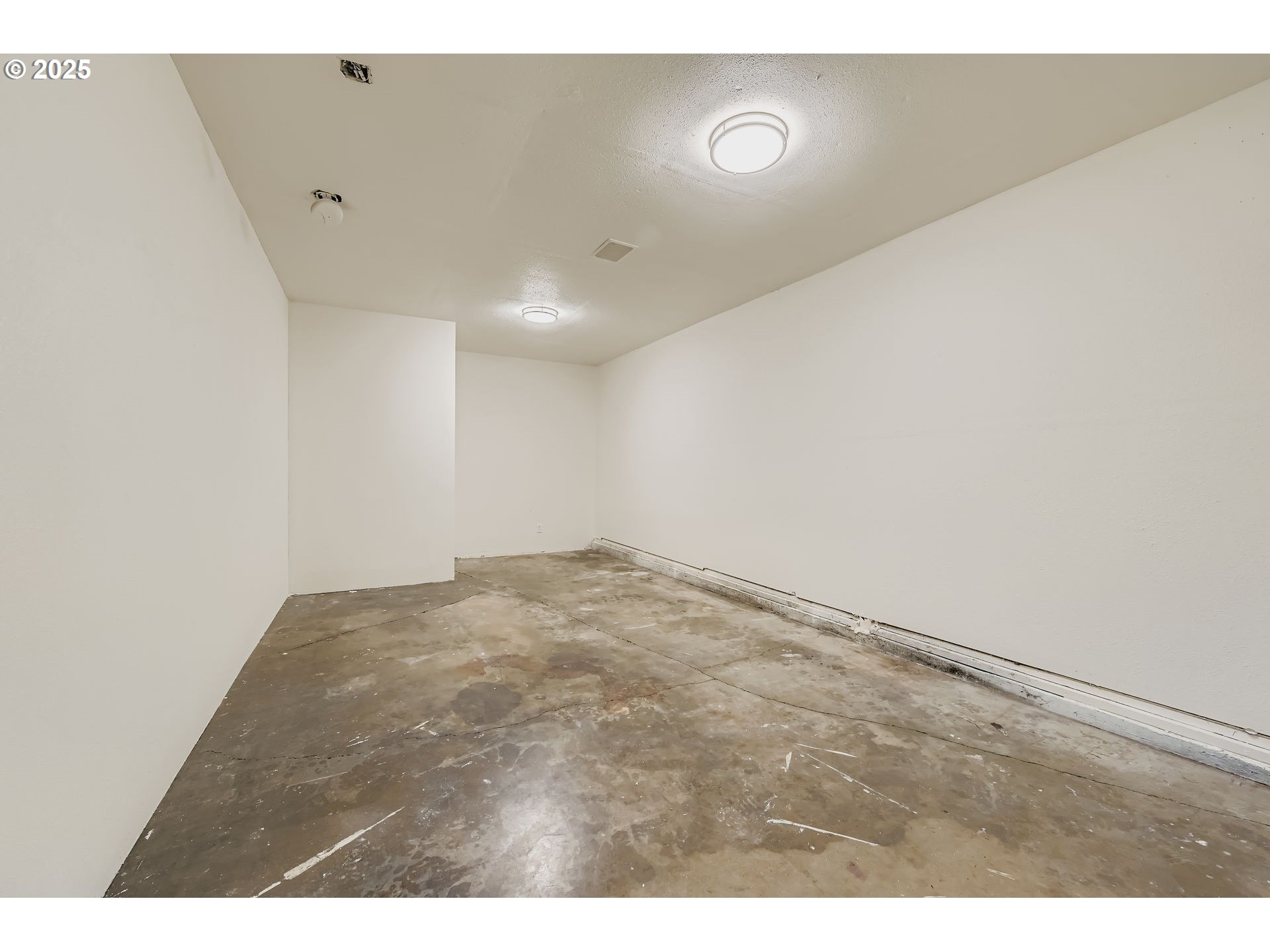 8755 SW PINEBROOK ST