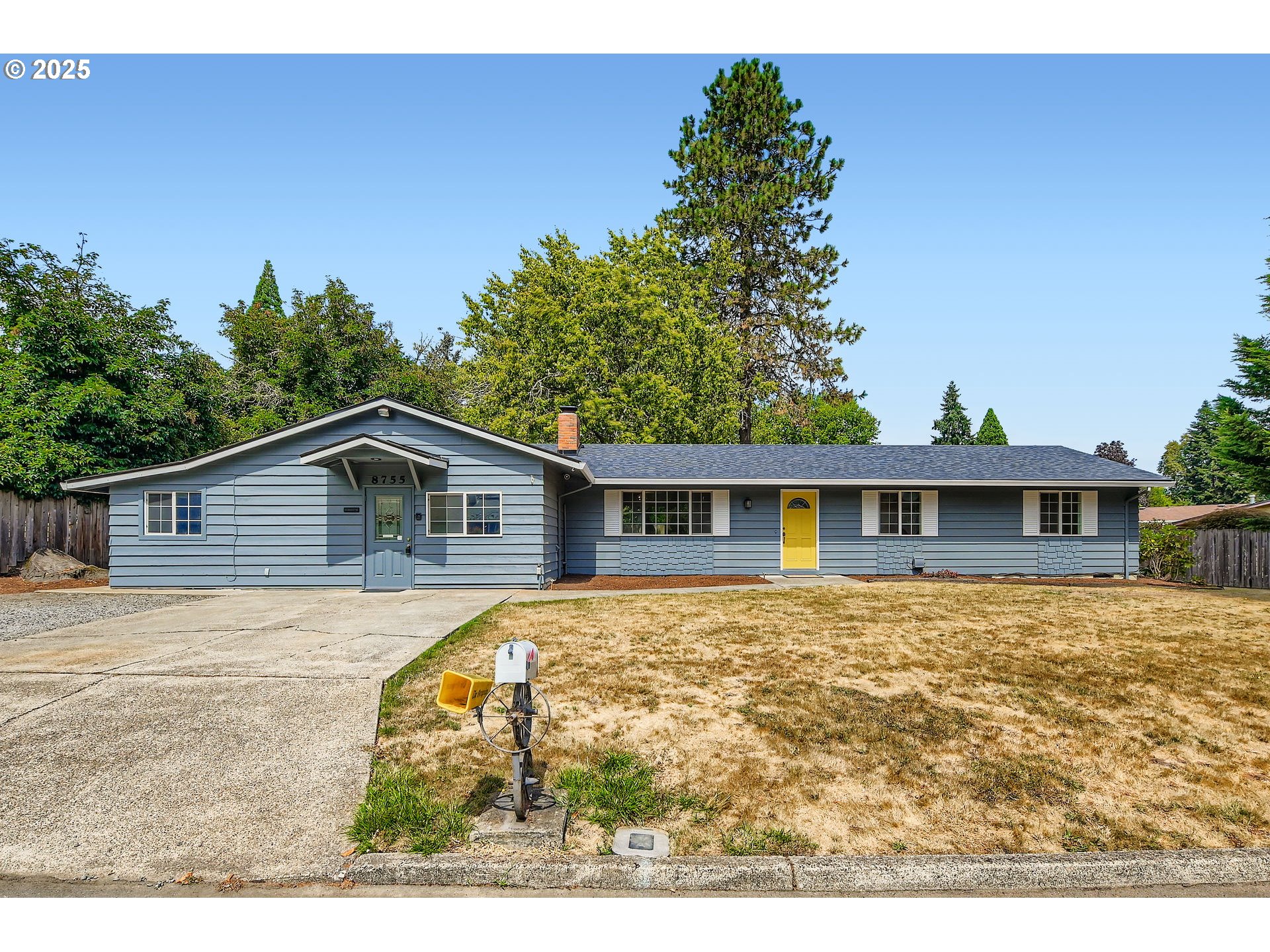 8755 SW PINEBROOK ST