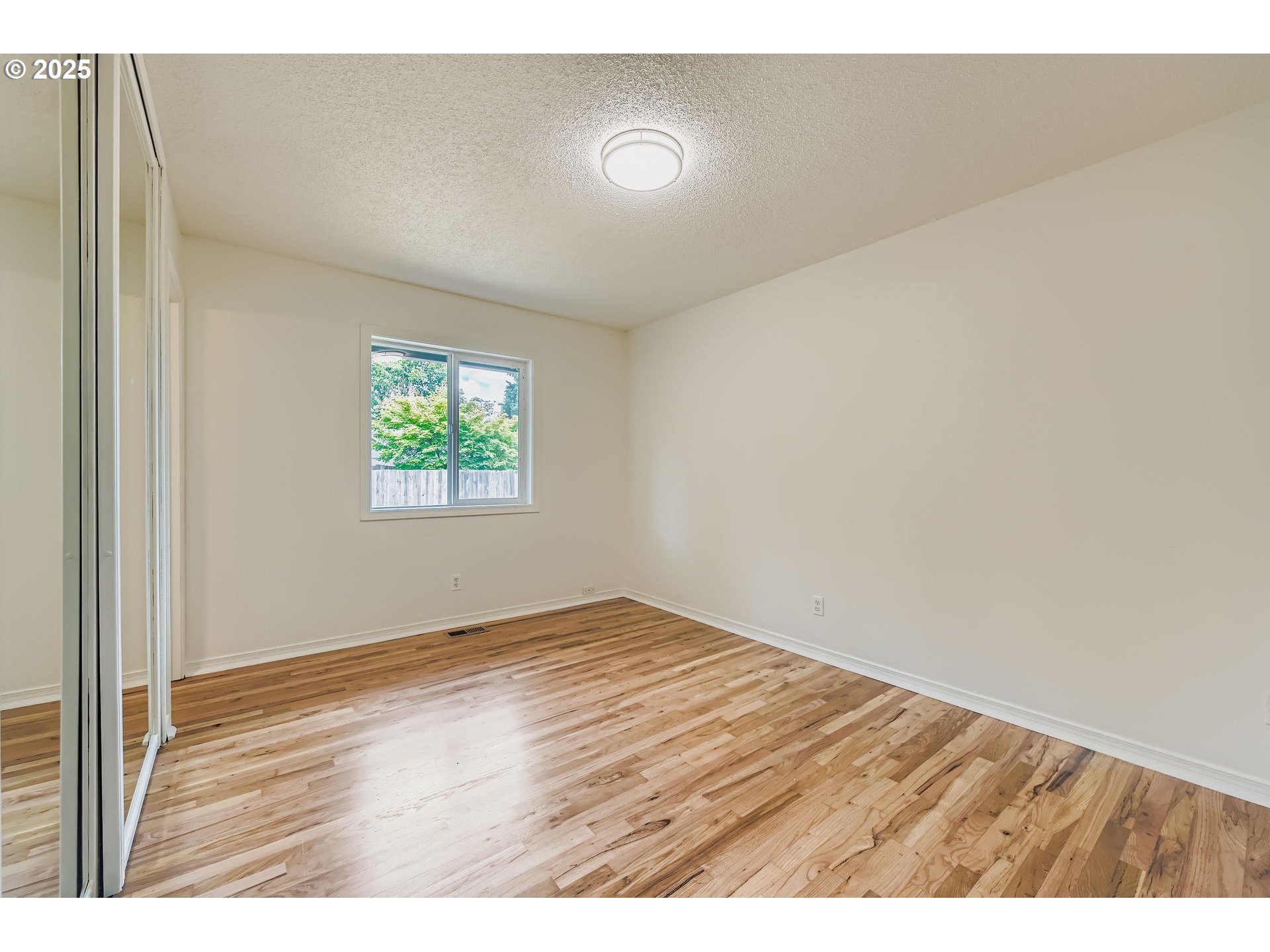 8755 SW PINEBROOK ST