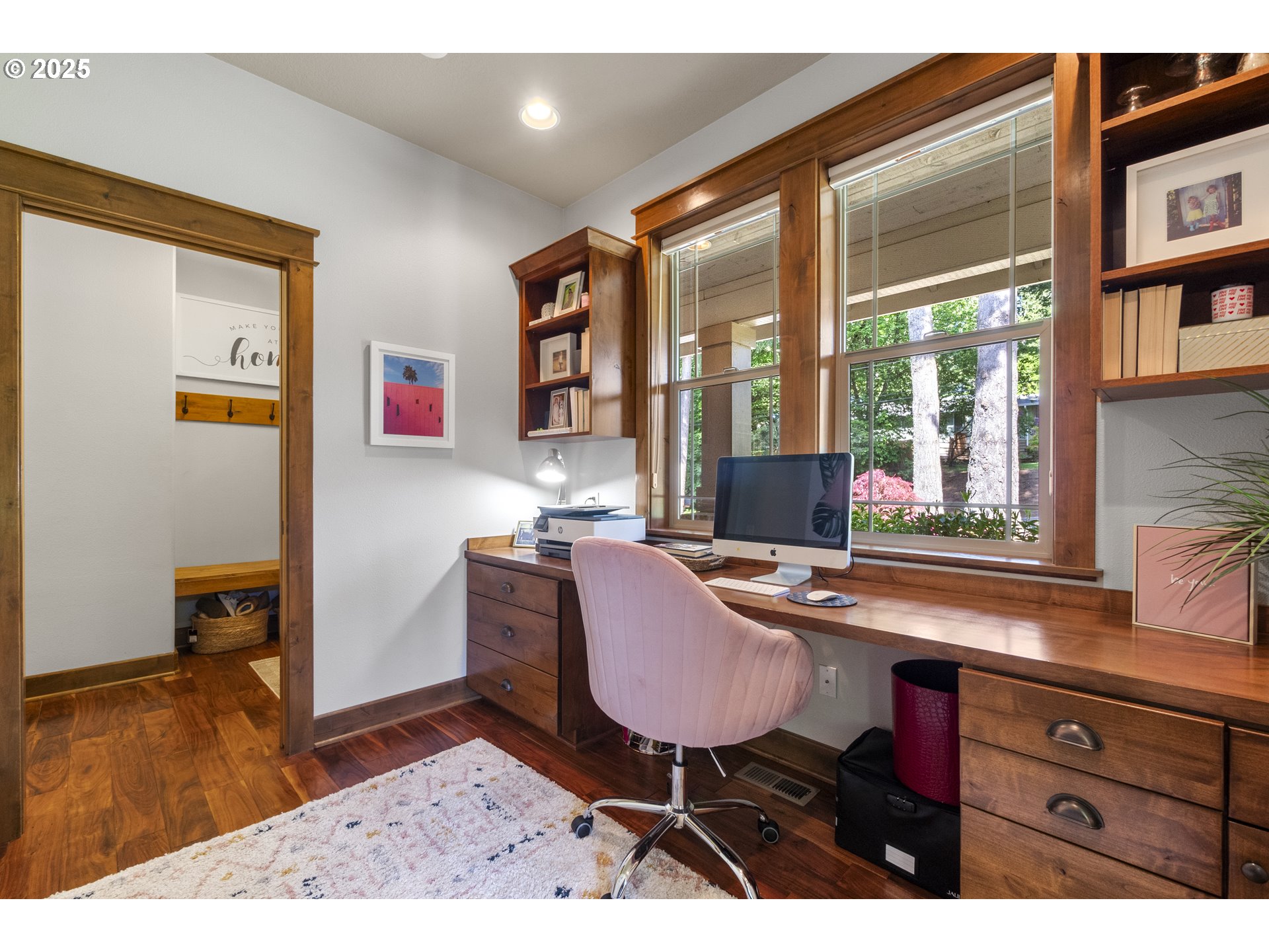 977 MARYLHURST CIR