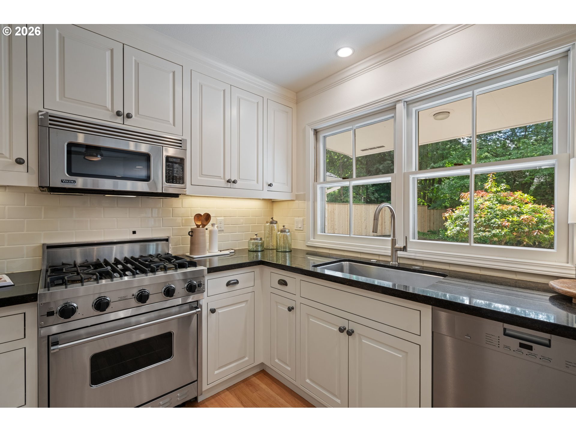 3000 WESTVIEW CT