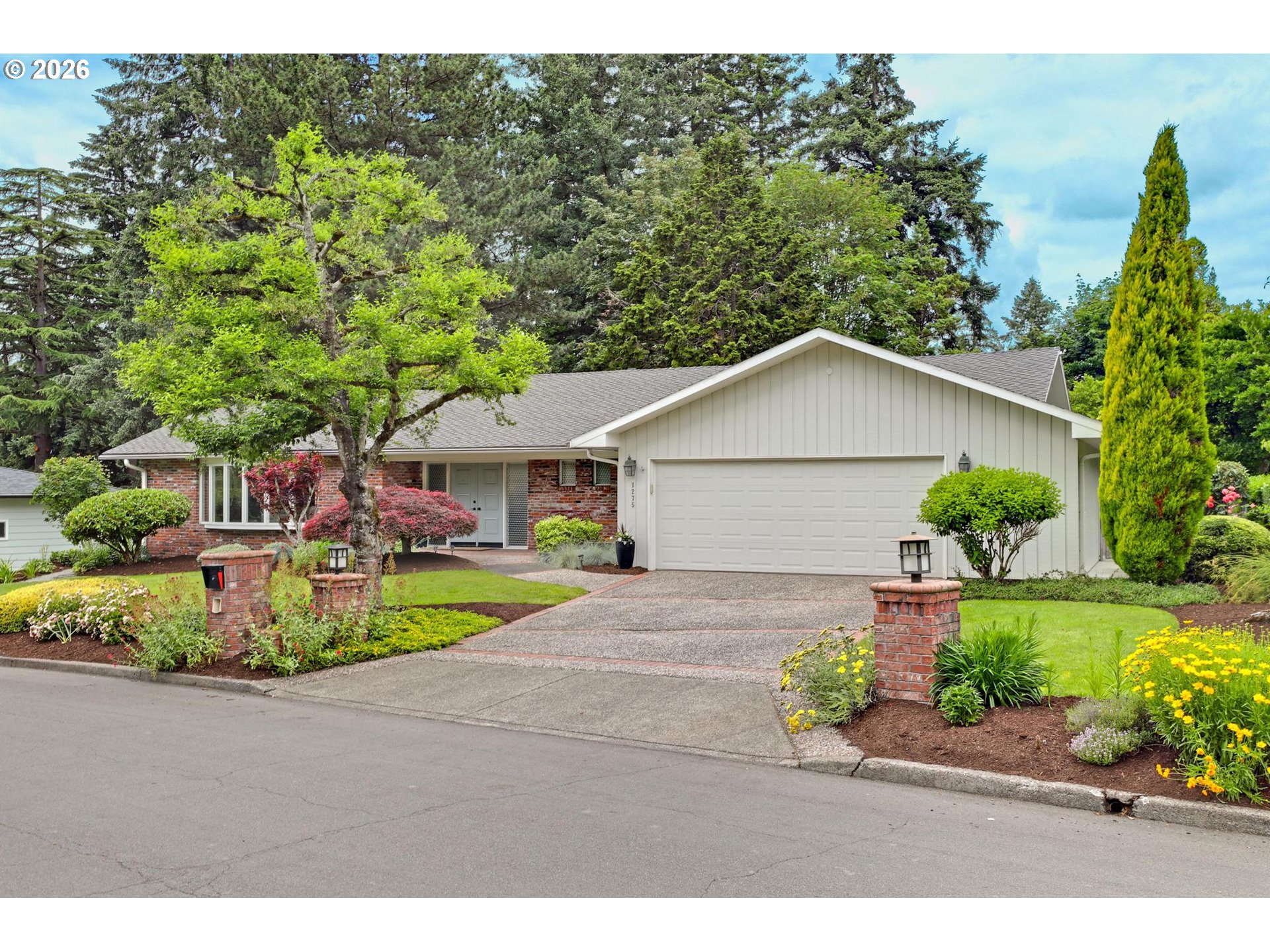 1275 SW ORINDA WAY