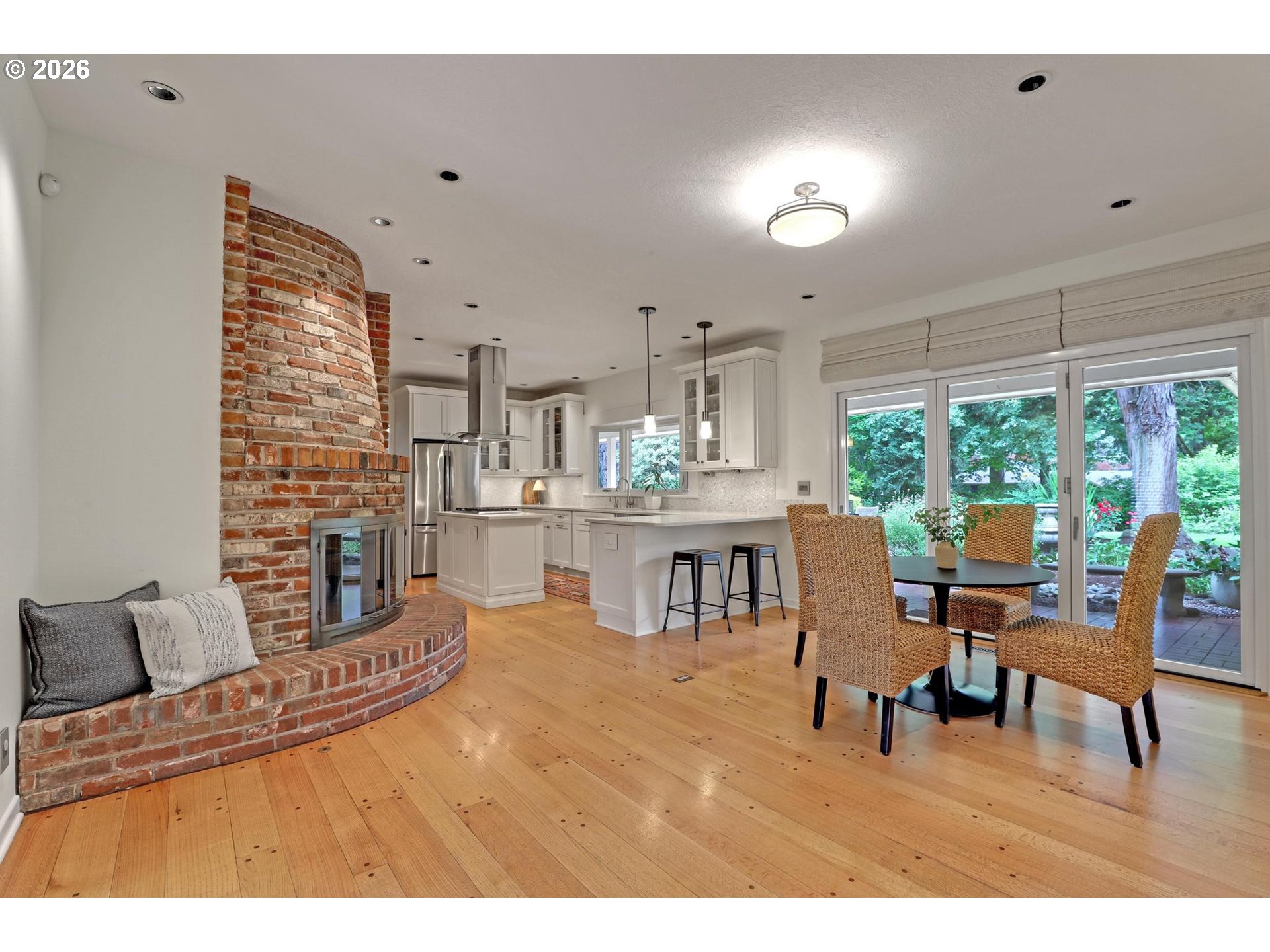 1275 SW ORINDA WAY