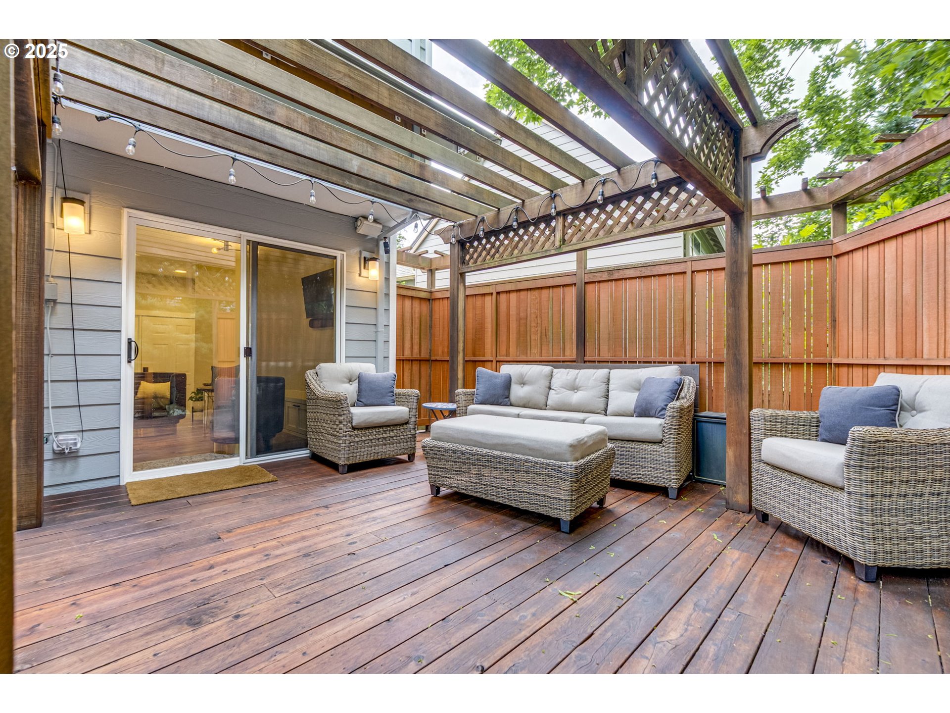 9567 NW ARBORVIEW DR