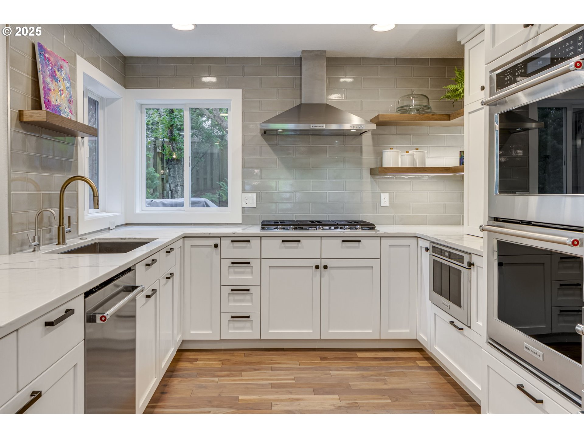 9567 NW ARBORVIEW DR
