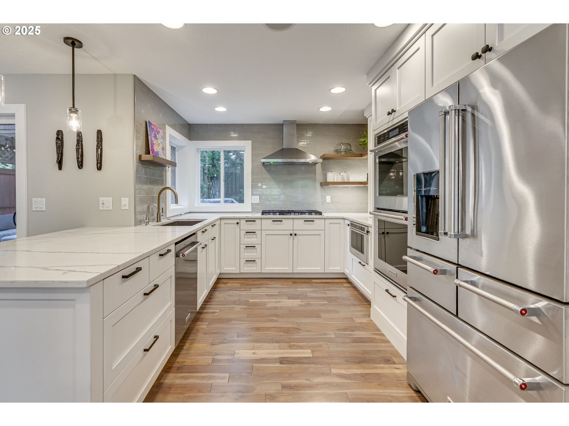 9567 NW ARBORVIEW DR