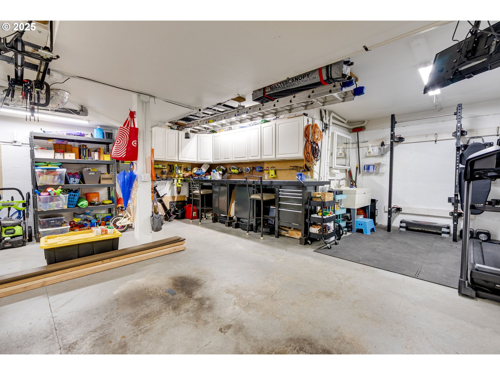 9567 NW ARBORVIEW DR