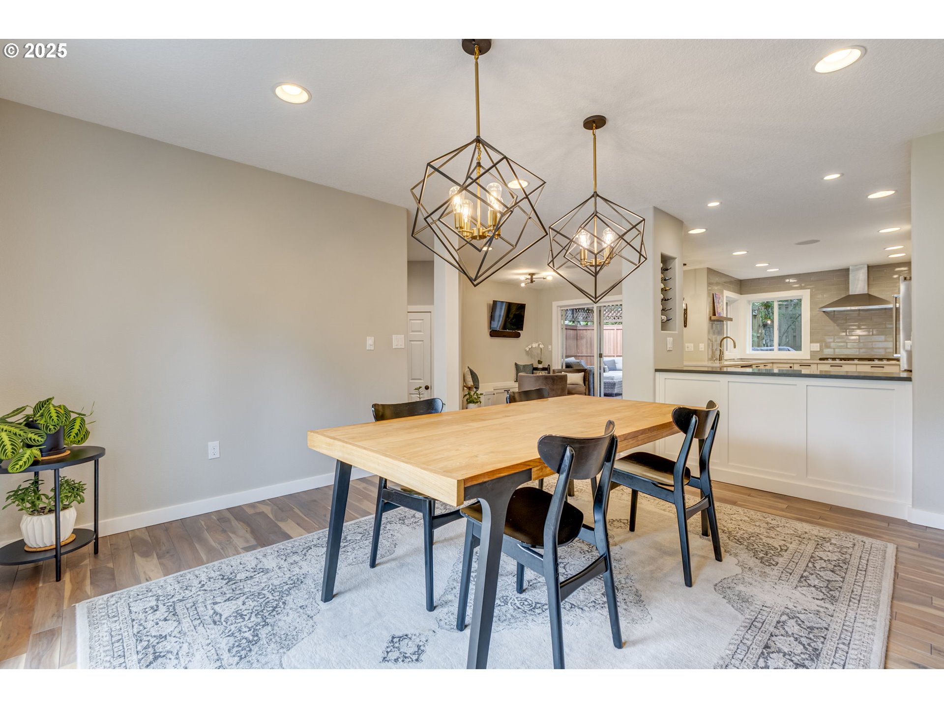 9567 NW ARBORVIEW DR