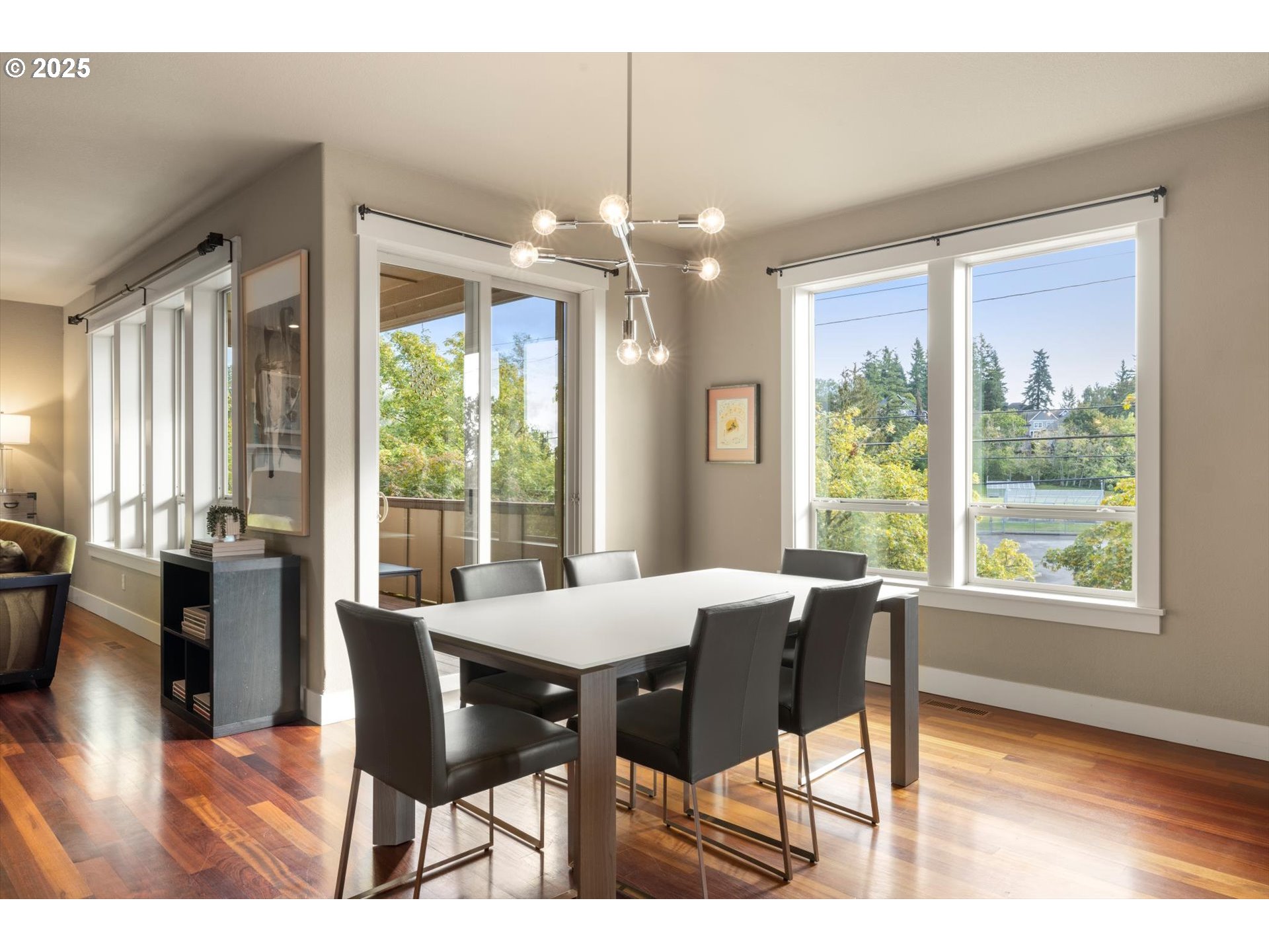11102 NW CRYSTAL CREEK LN