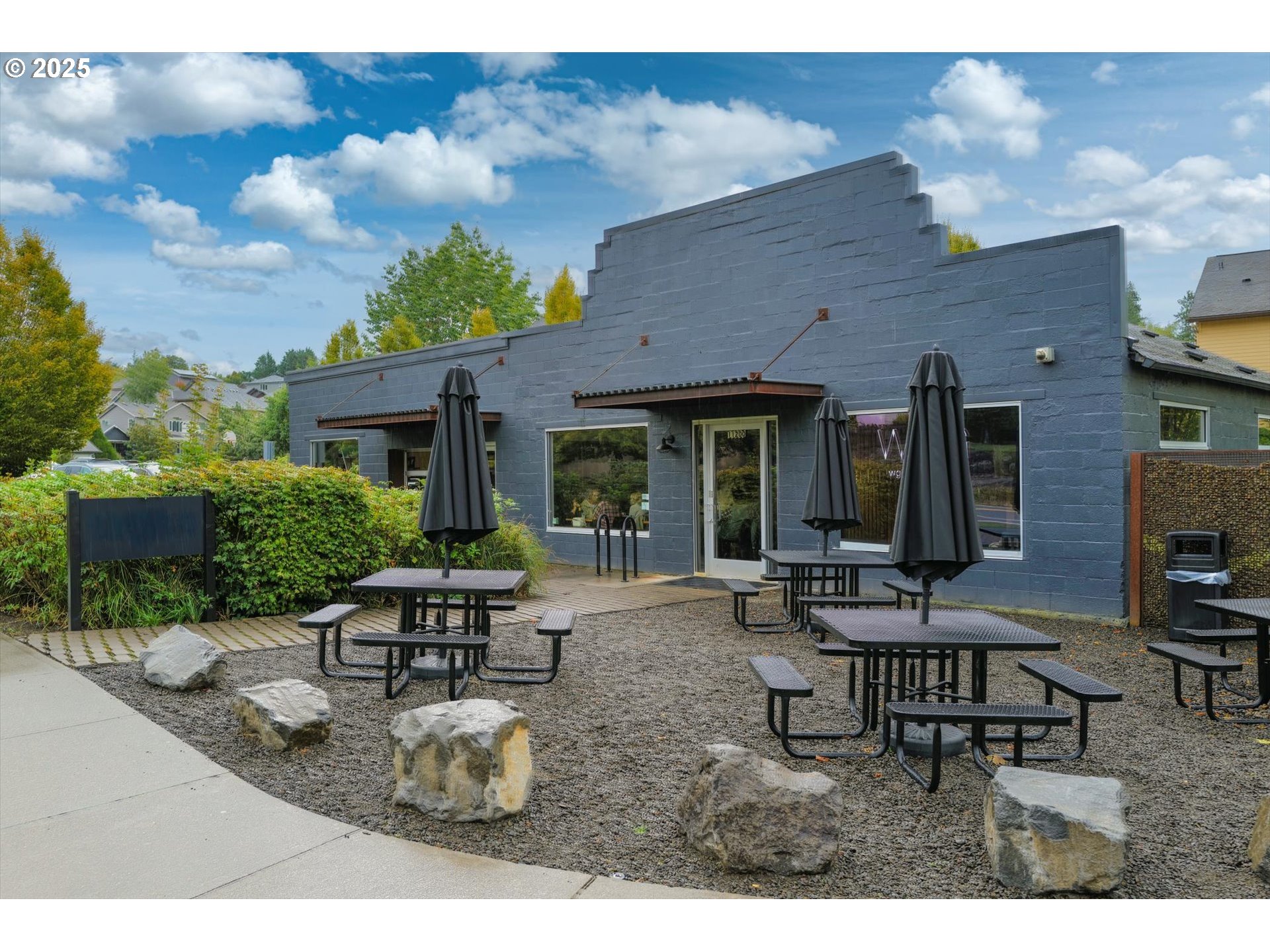 11102 NW CRYSTAL CREEK LN