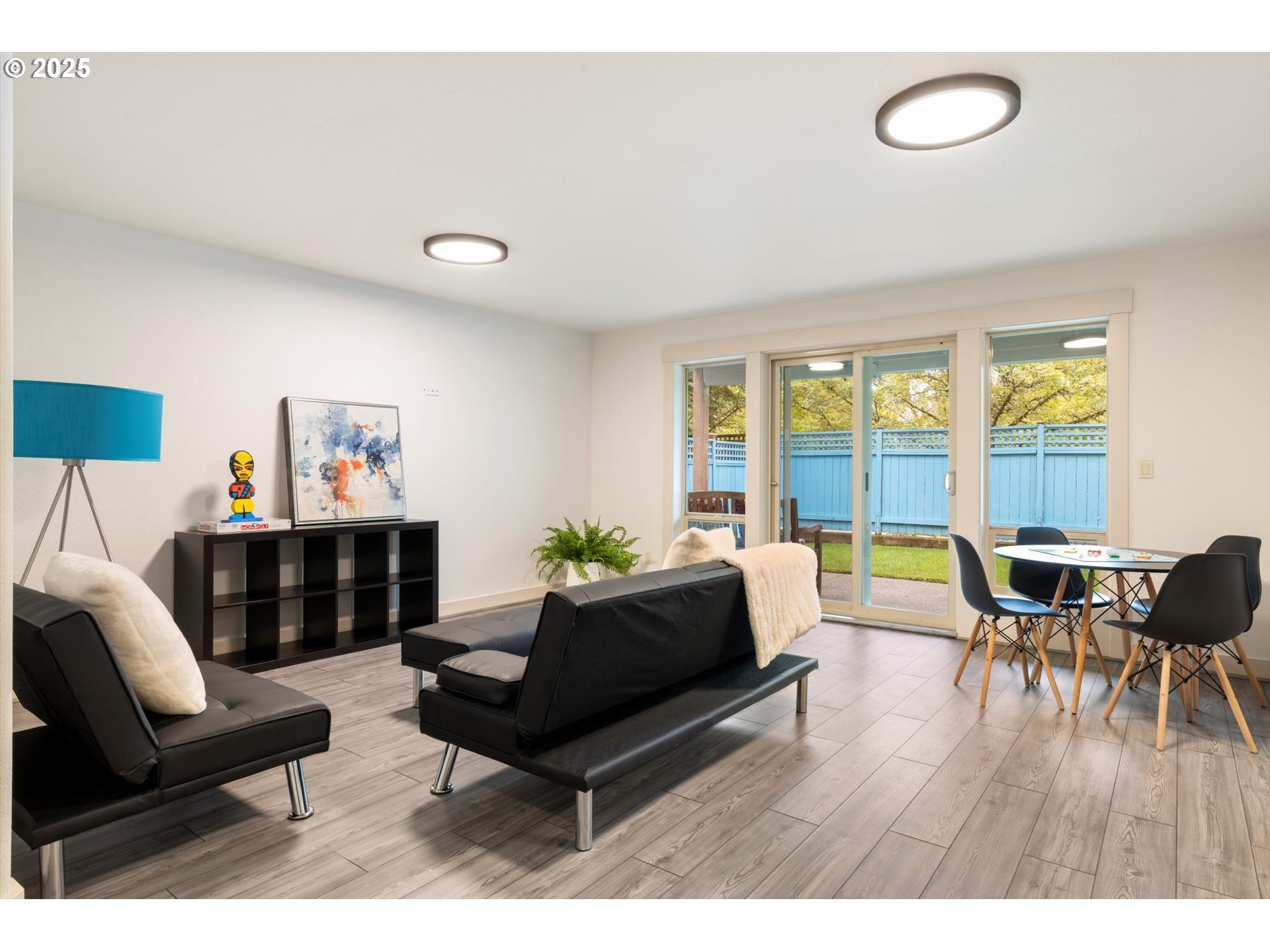 11102 NW CRYSTAL CREEK LN