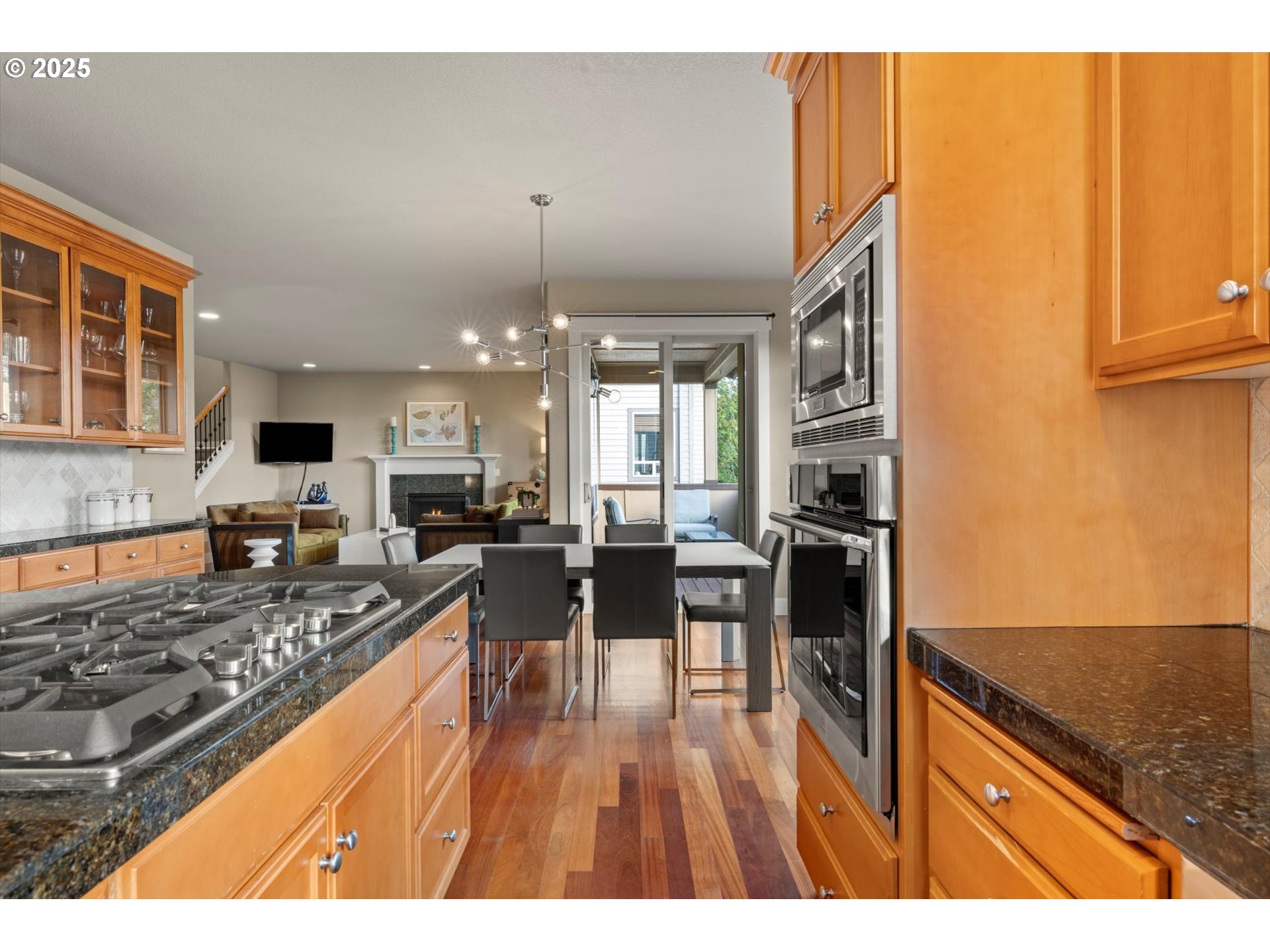 11102 NW CRYSTAL CREEK LN
