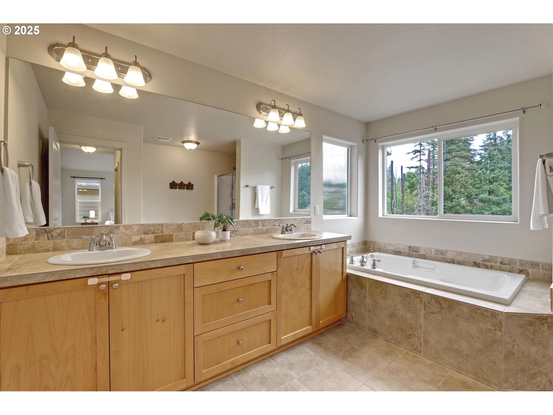 244 NW 117TH LOOP