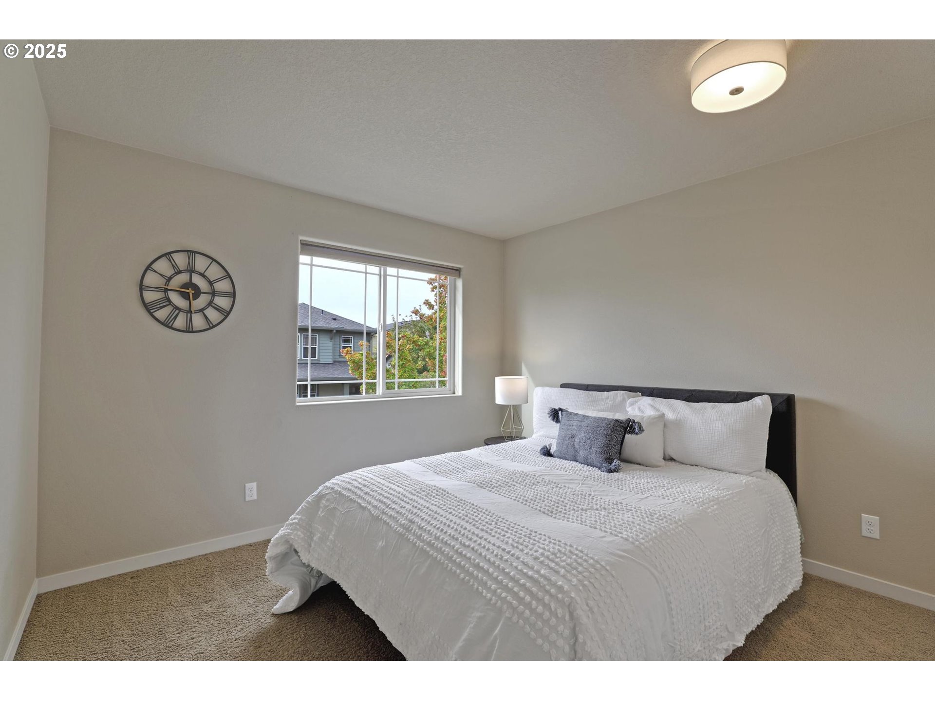 244 NW 117TH LOOP