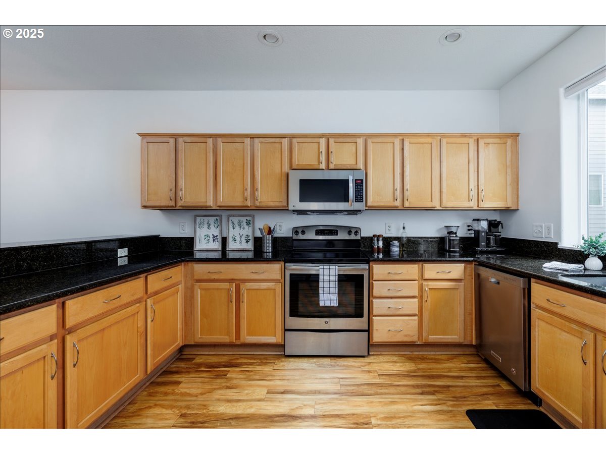 17473 SW OCTOBER CT