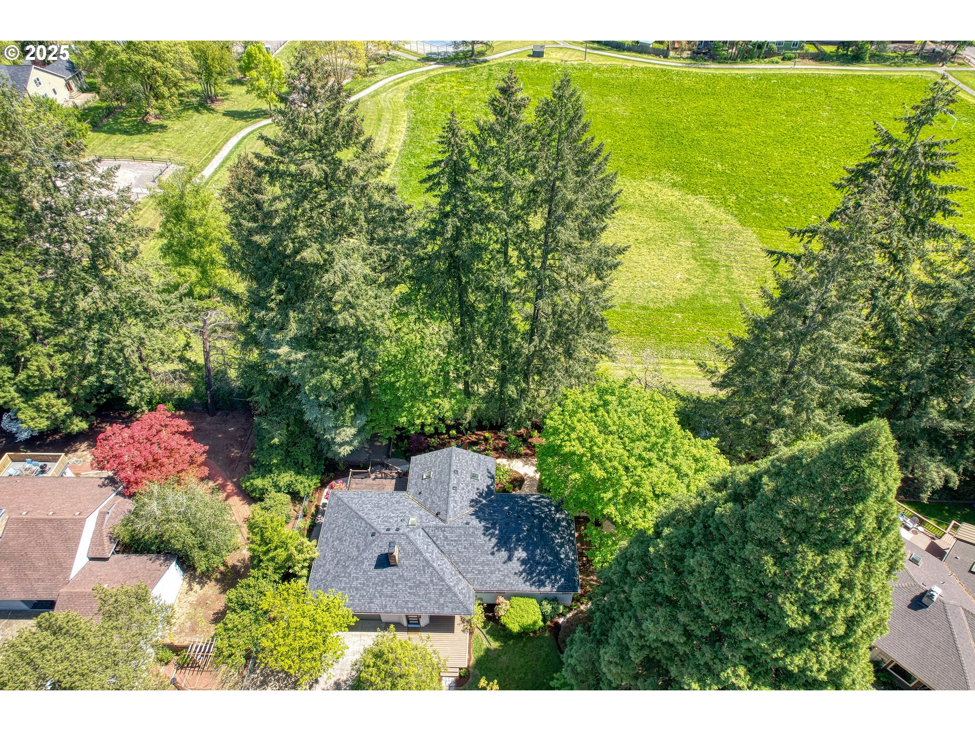 8080 SW WAREHAM CIR