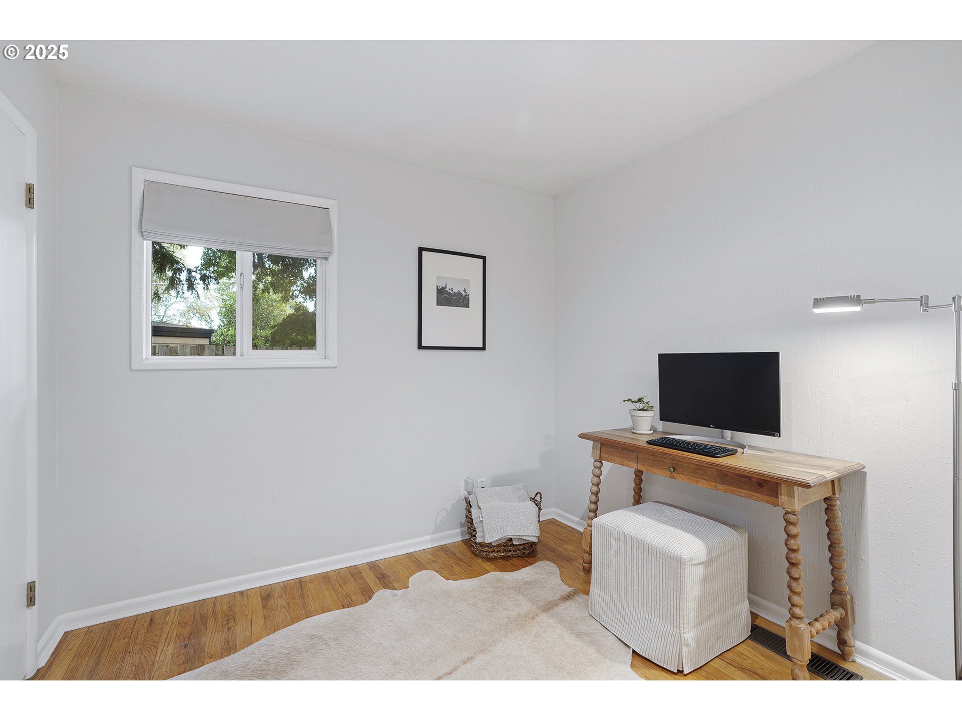 2060 SW KNOLLCREST DR