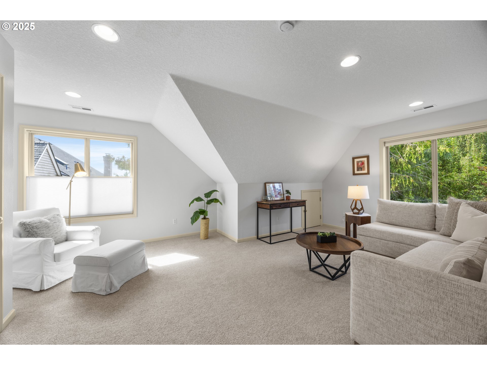 12837 NW DIAMOND DR