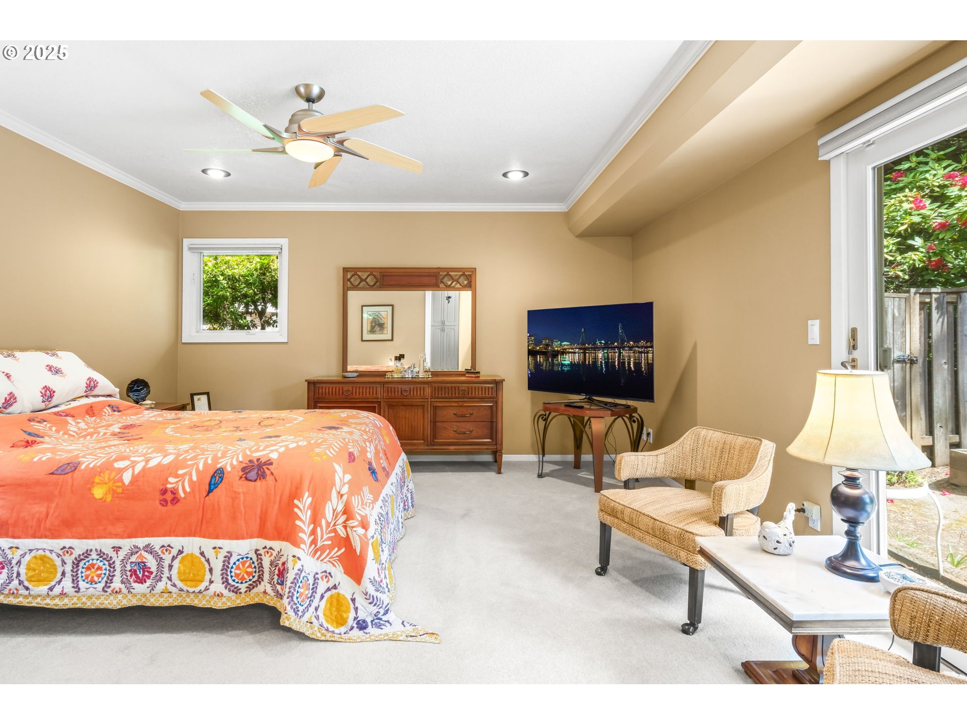 11260 SW FOOTHILL DR