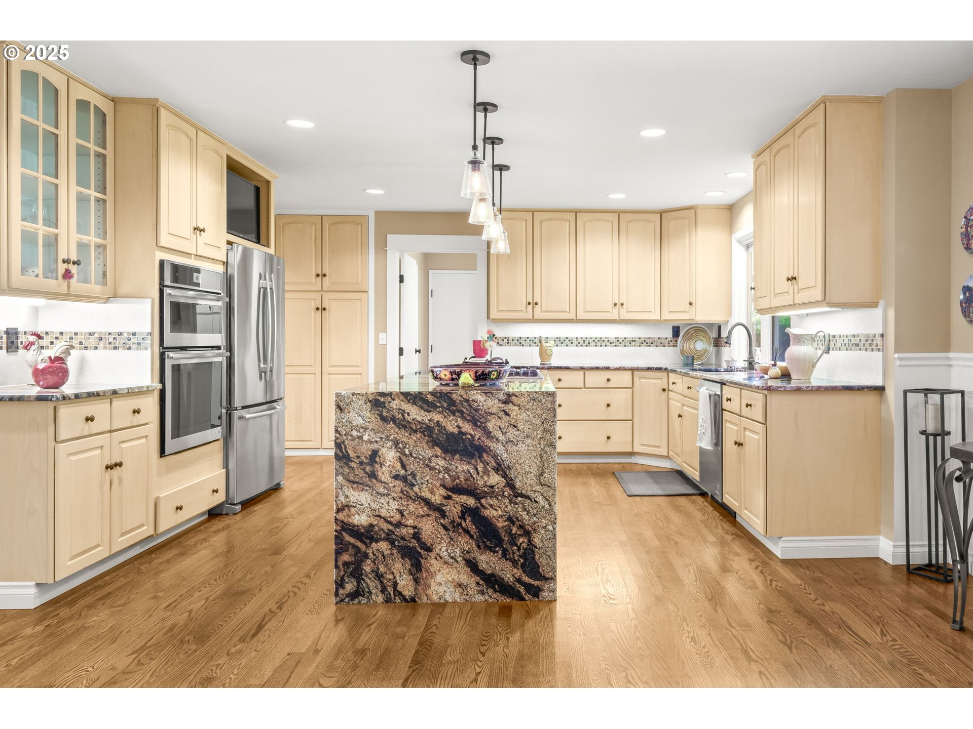 11260 SW FOOTHILL DR
