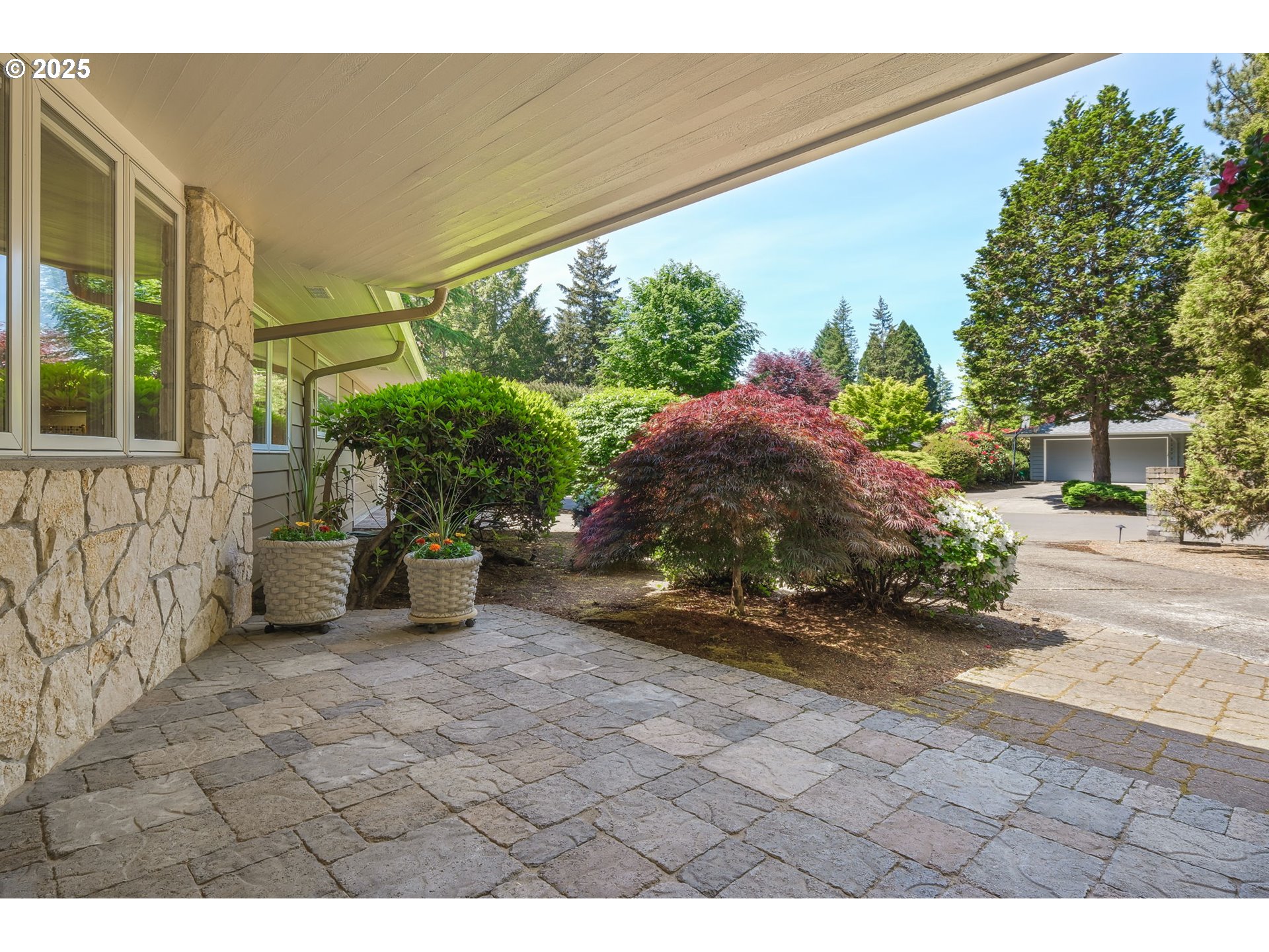 11260 SW FOOTHILL DR