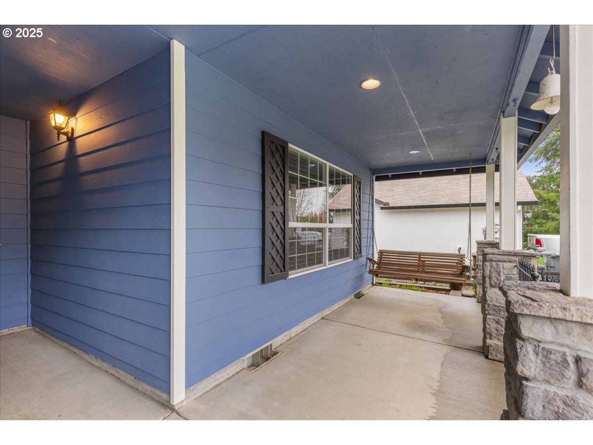 265 NW ANGELA LN