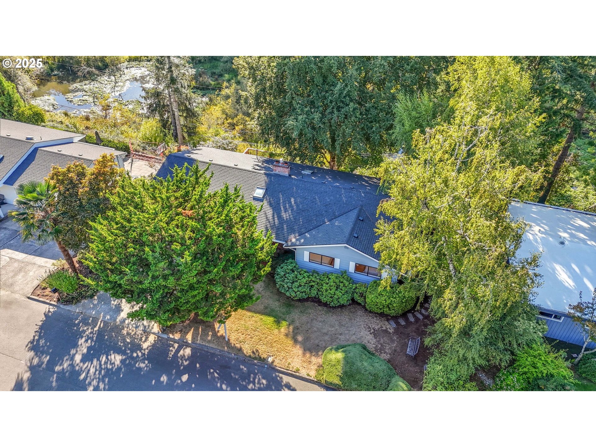 6821 SW RALEIGHWOOD WAY