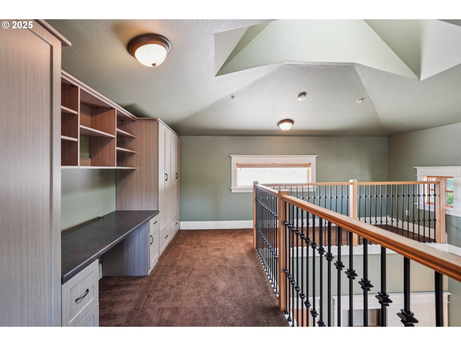 1540 SE MARTINS ST D
