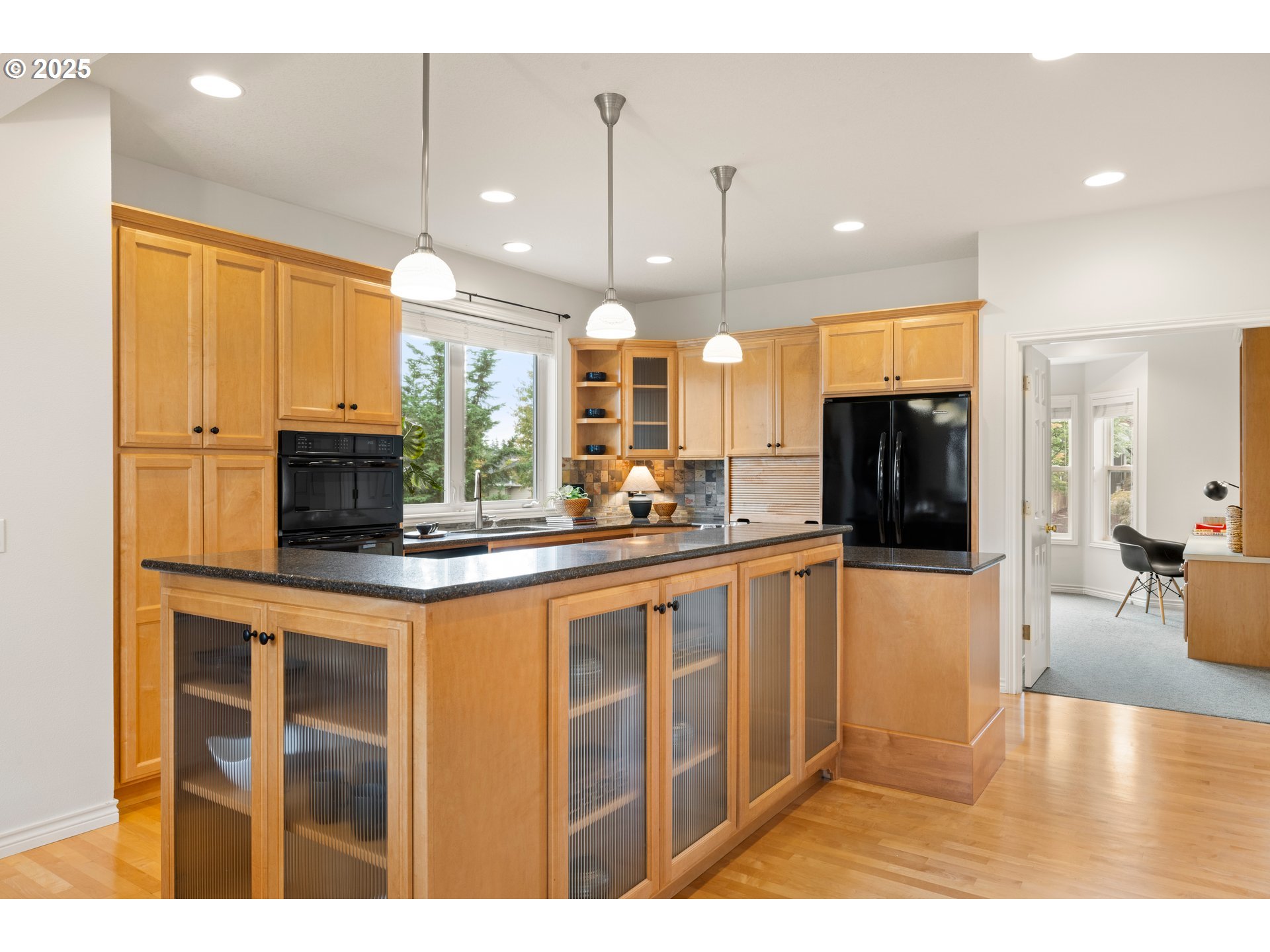 4652 NW SKYCREST PKWY