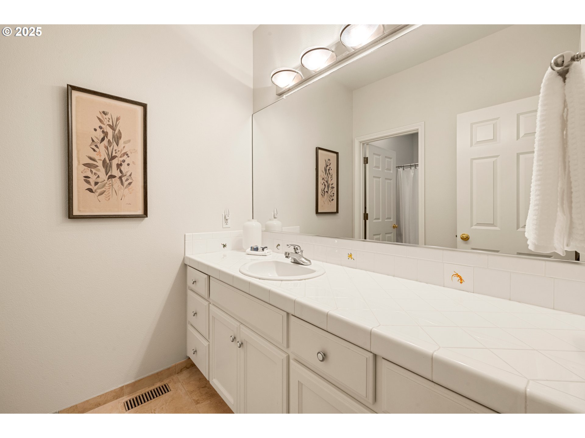 4652 NW SKYCREST PKWY