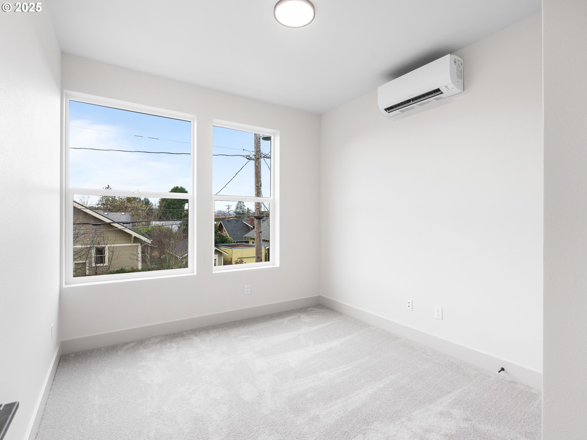 2452 SE 47th AVE