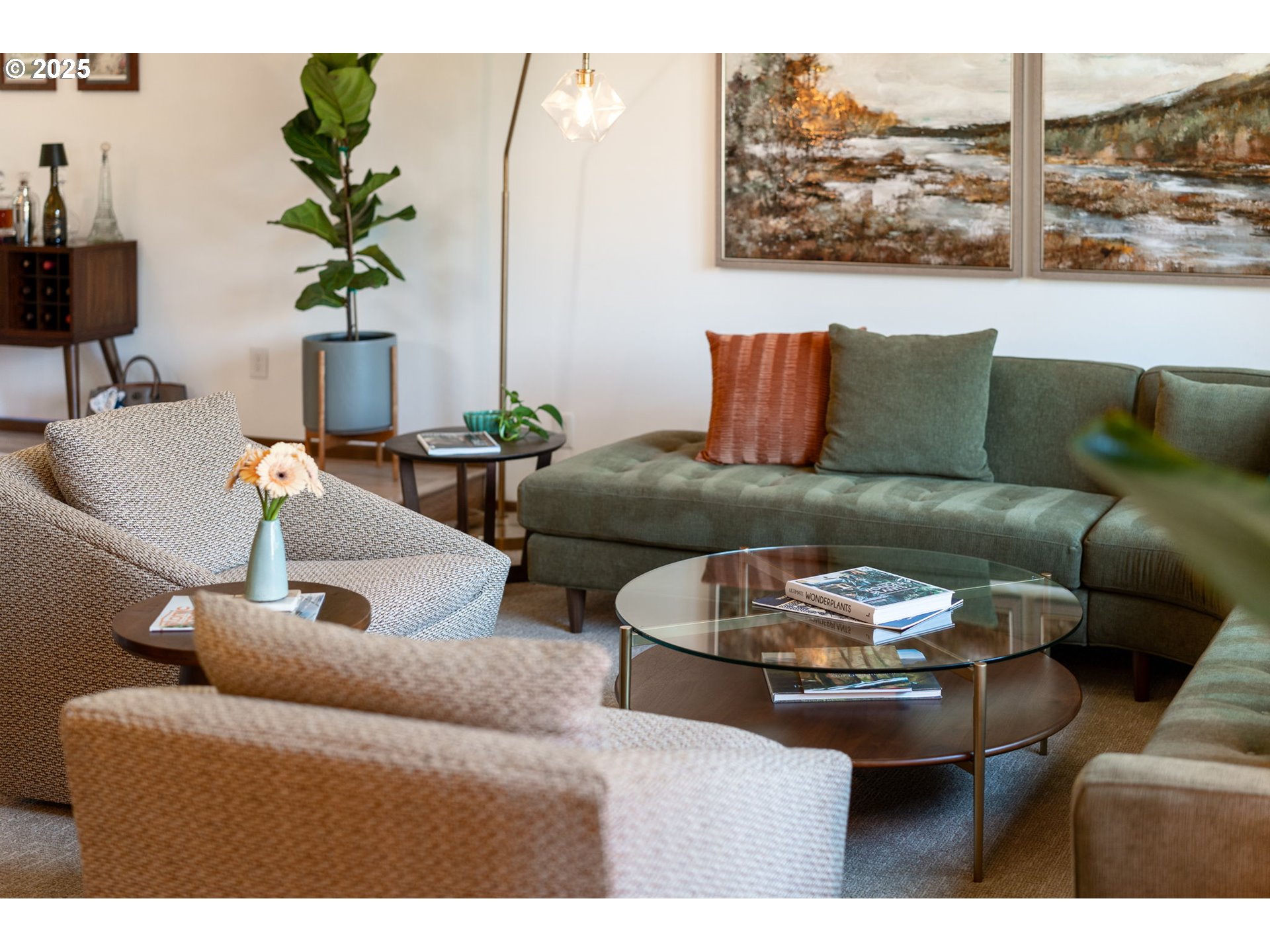 945 NW TORREY VIEW LN