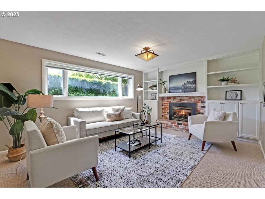 18755 NW UKIAH ST