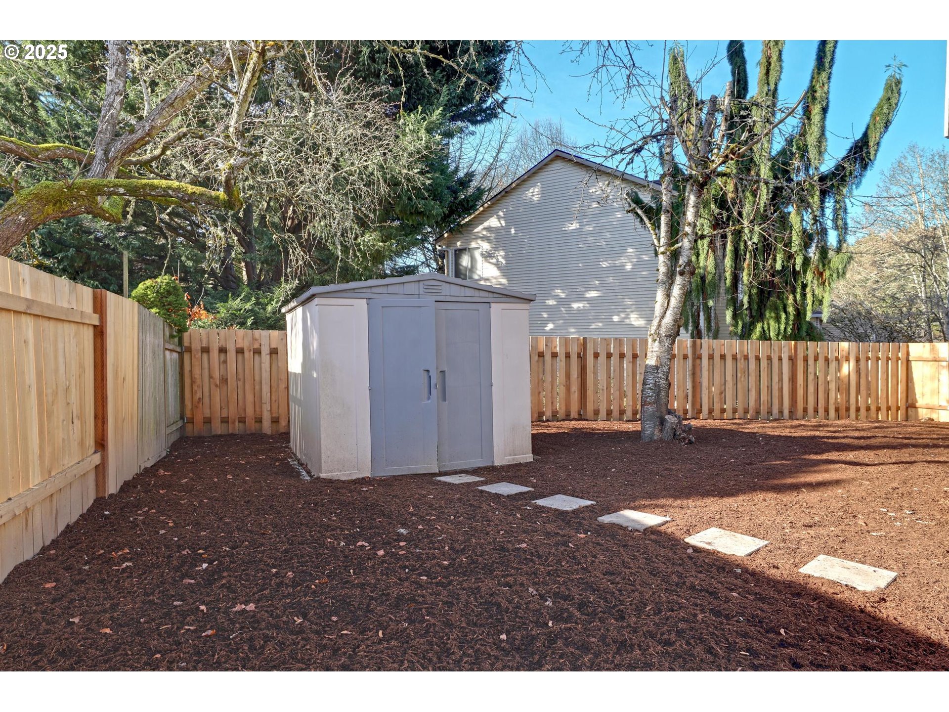 146 SW SEMINOLE DR