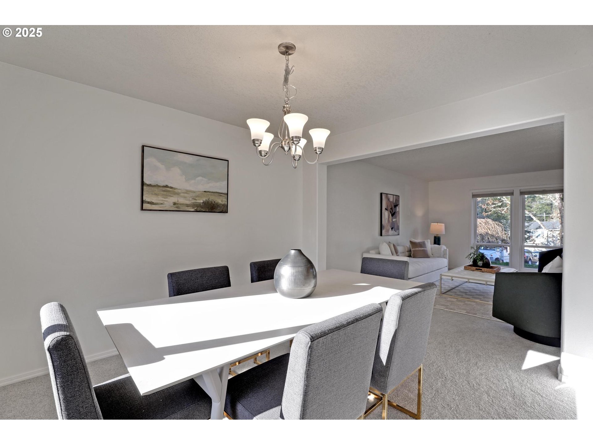 146 SW SEMINOLE DR