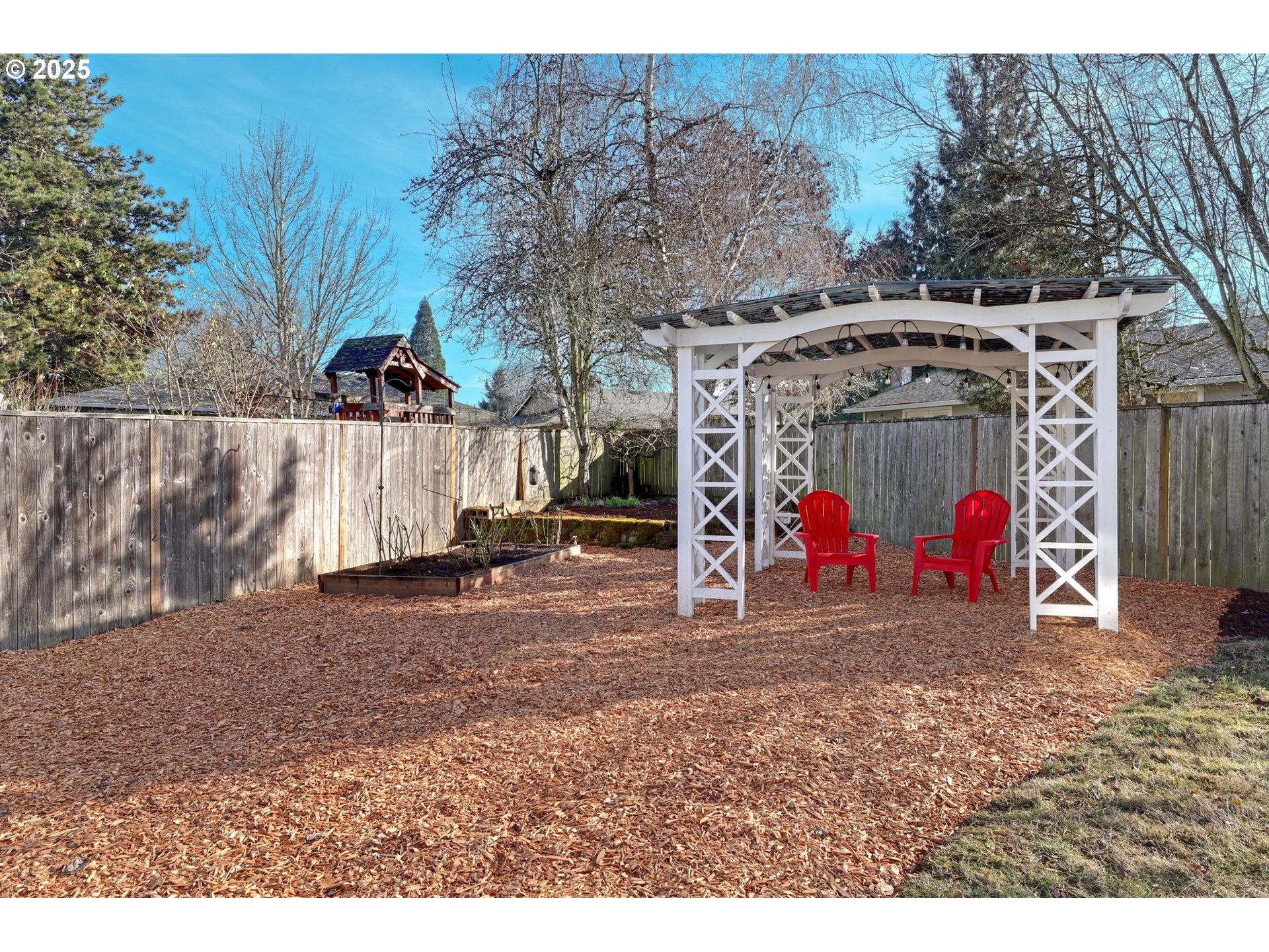 146 SW SEMINOLE DR