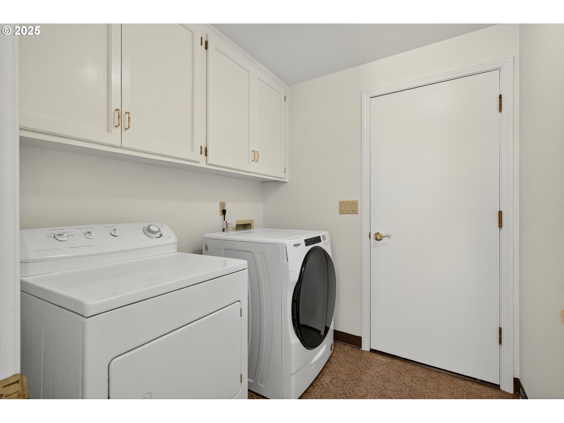 17290 NW MEADOW GRASS DR