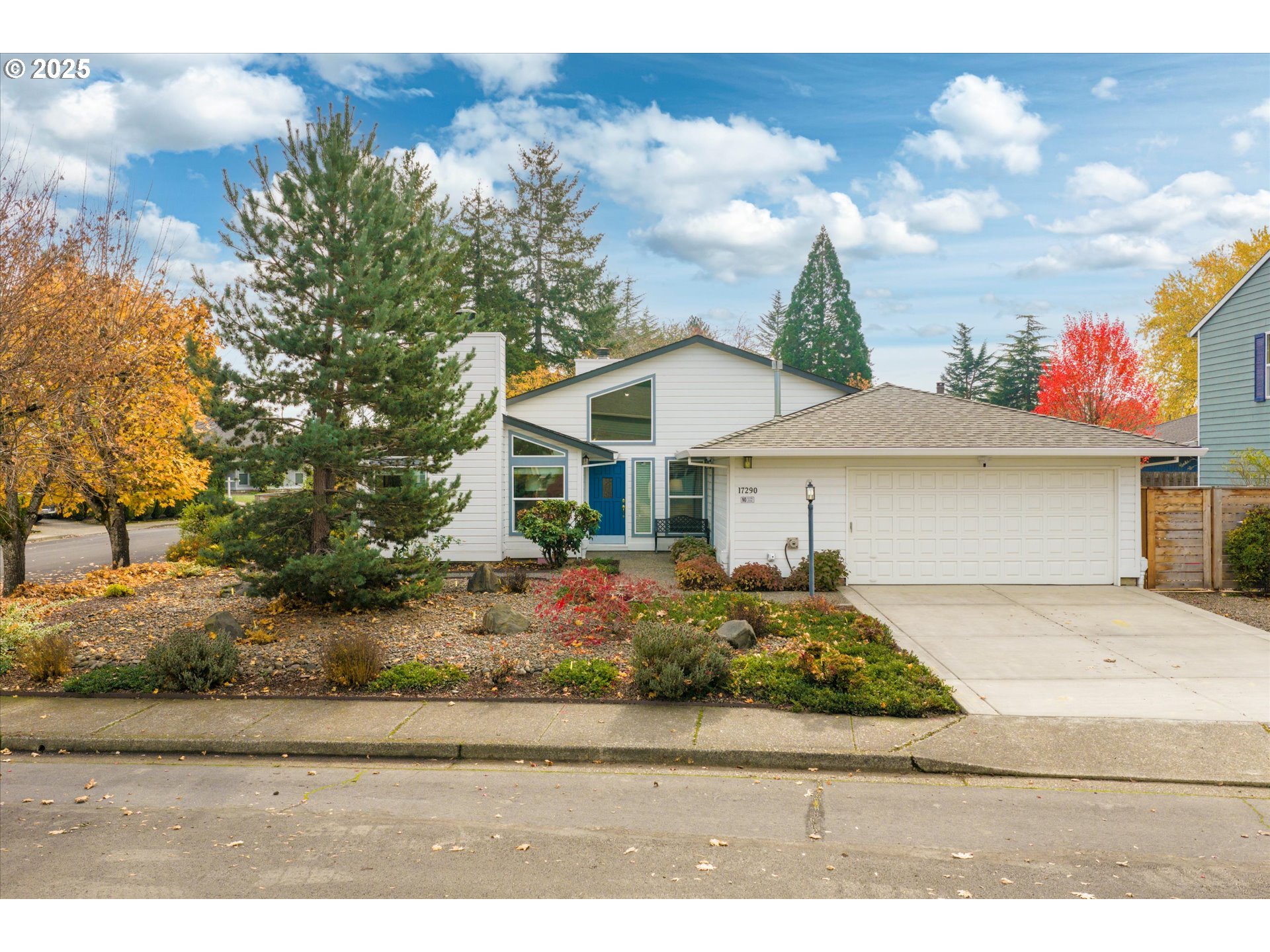 17290 NW MEADOW GRASS DR