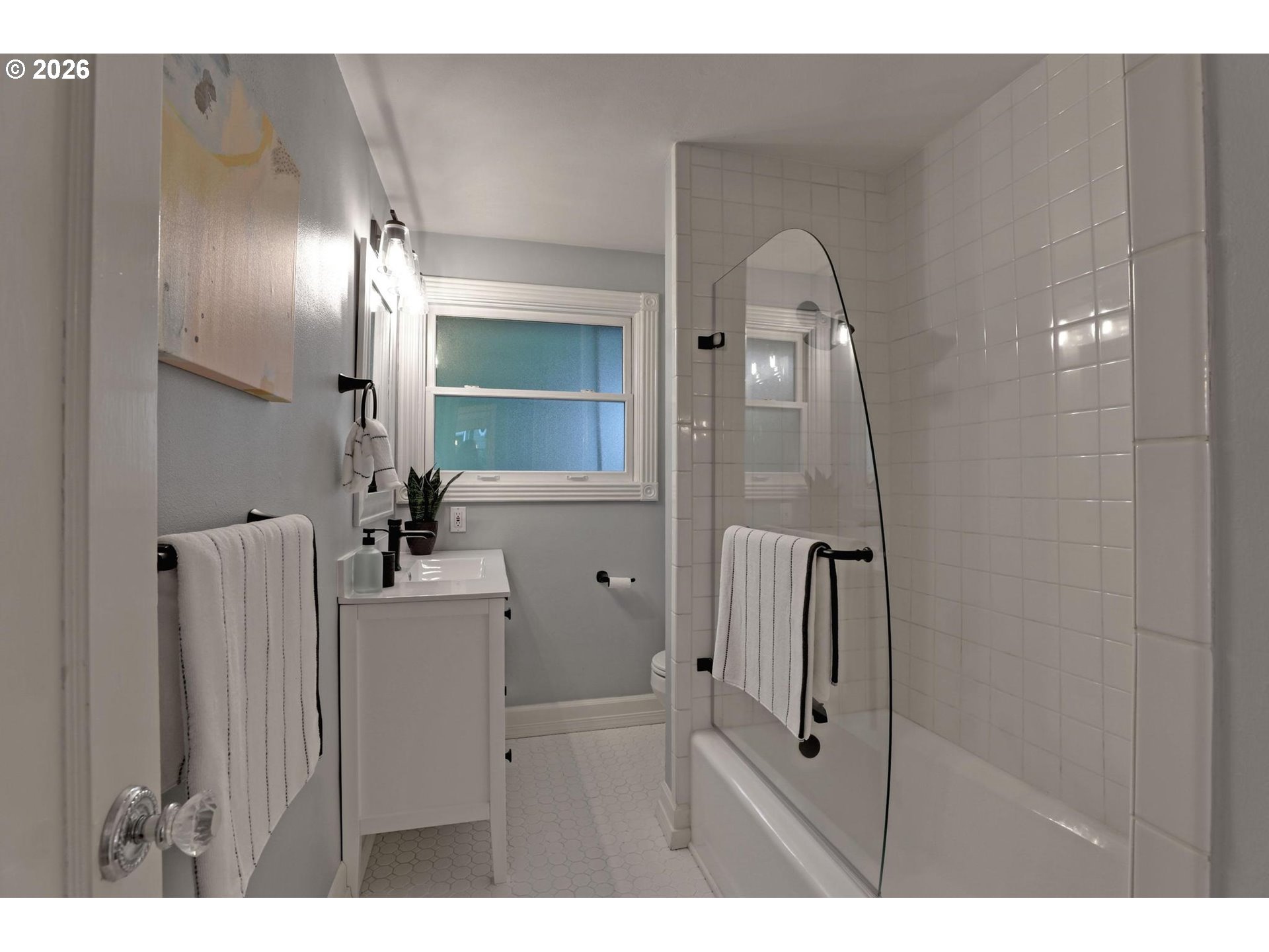 8725 SW WHITE PINE LN