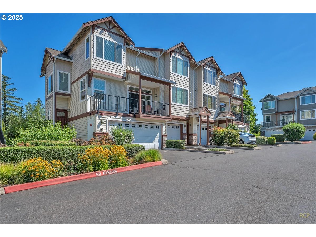 794 NW 118TH AVE 101