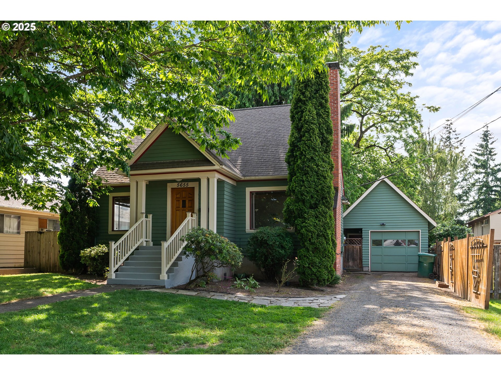 5655 SW LOMBARD AVE