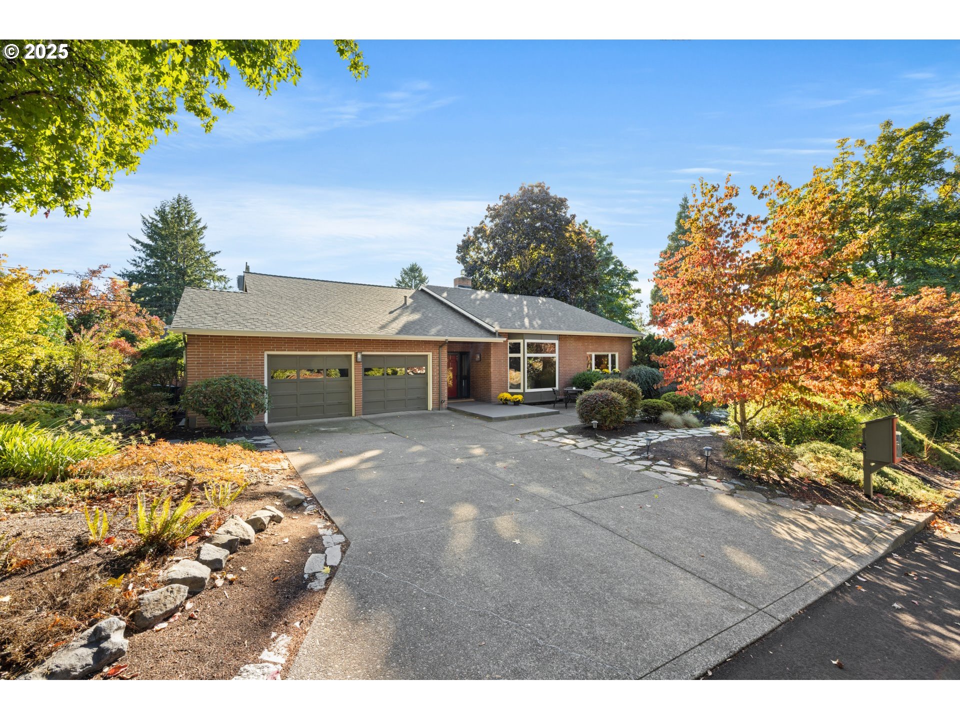 6580 SW PRESLYNN DR