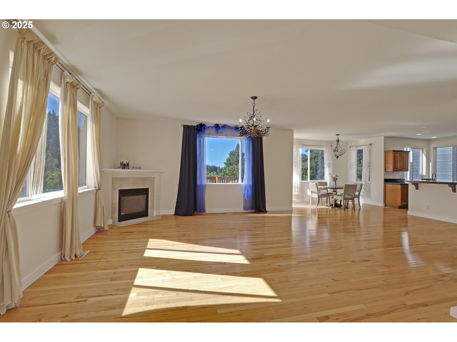 12606 NW LARRY CT