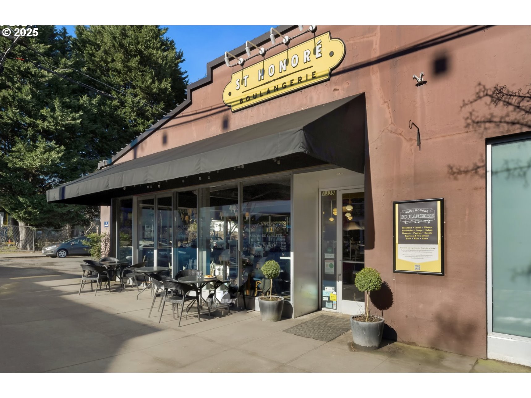 2537 NW THURMAN ST 101