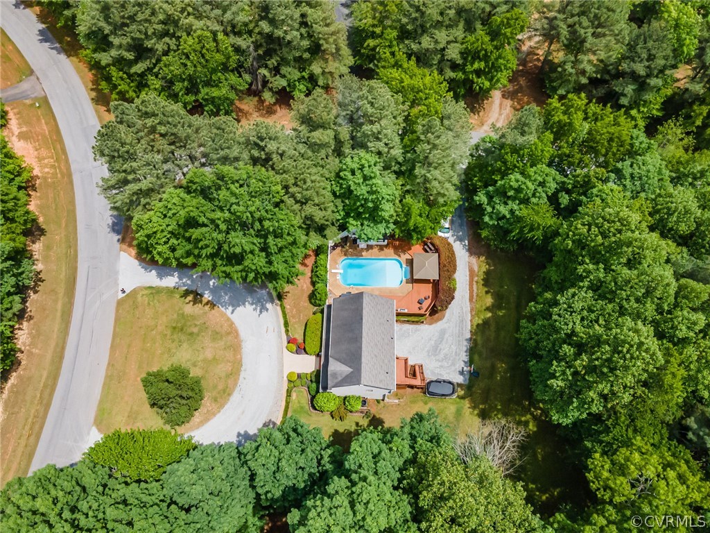 1697 Indian Pipe Ct