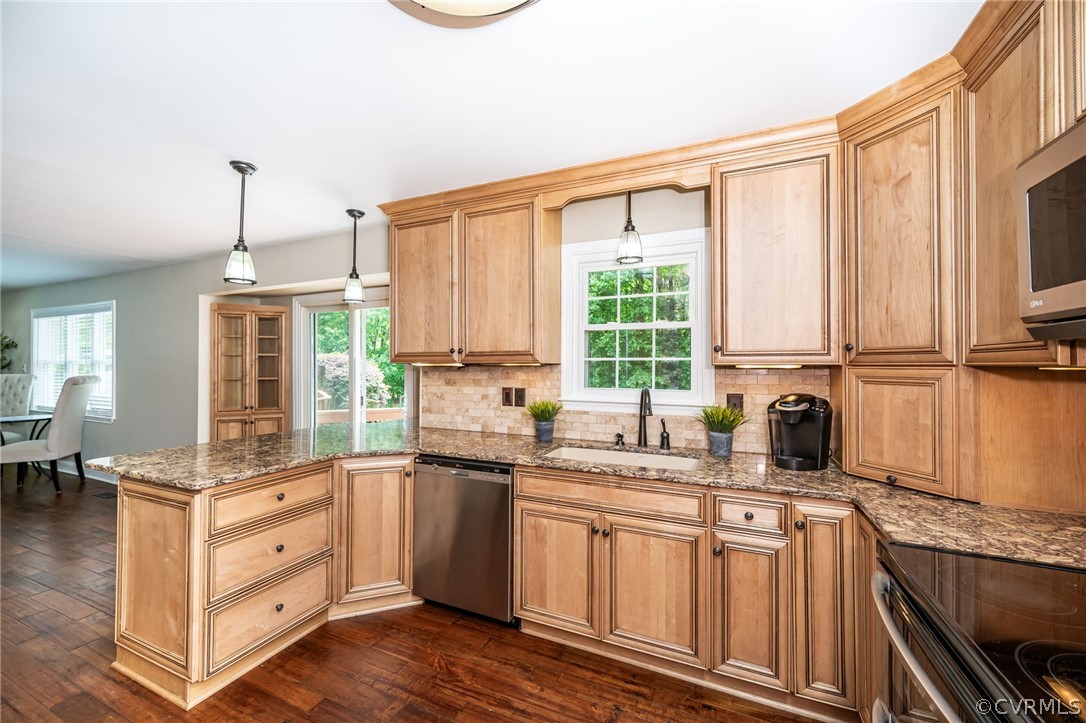 1697 Indian Pipe Ct
